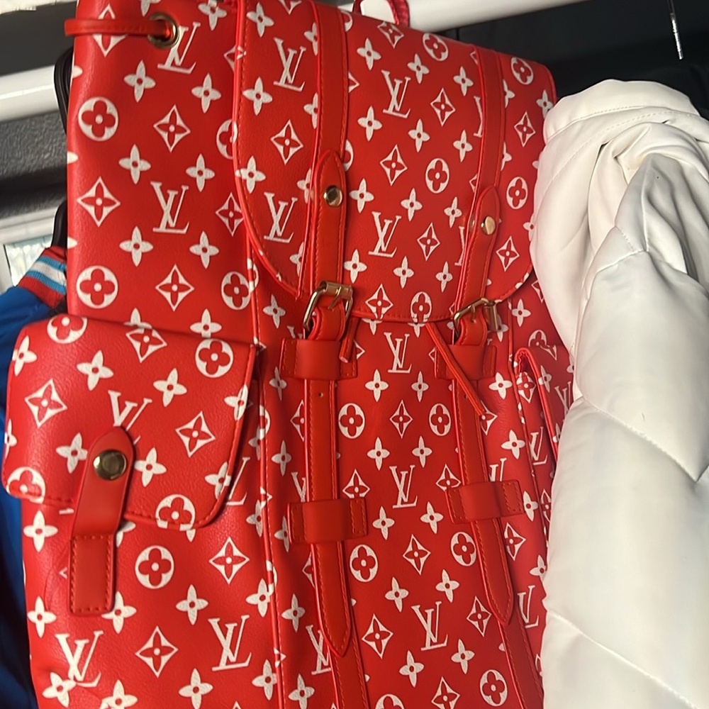 Unlisted Items - Picture 7 of 8